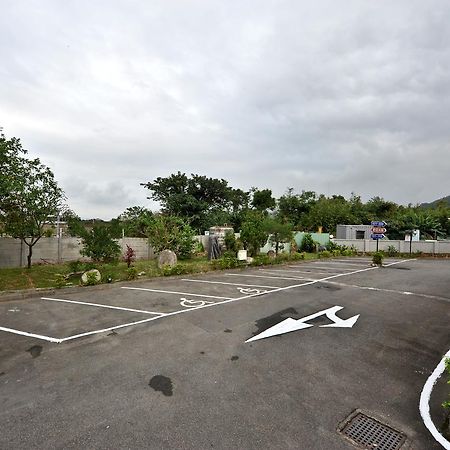 Ching Ching Motel Sanxia Exterior foto
